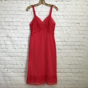 Vintage Red Lace Nylon Slip Size Average 34 Small Seamprufe Sexy Pinup Lingerie